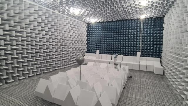 Anechoic chamber