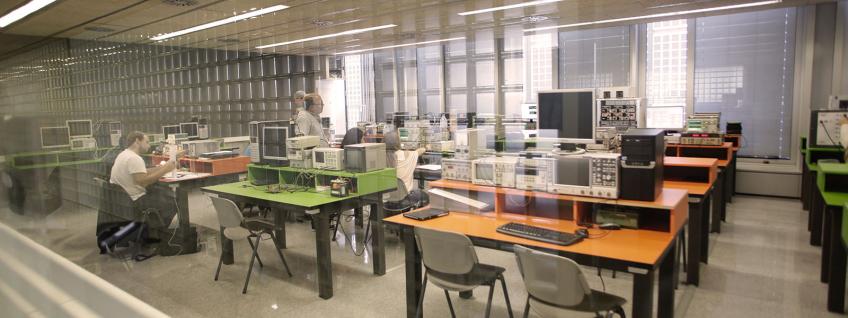 Laboratorio de Contabilidad y Electromagnética